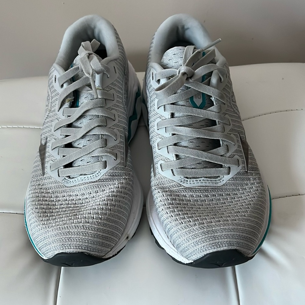 Mizuno Wave Inspire 18